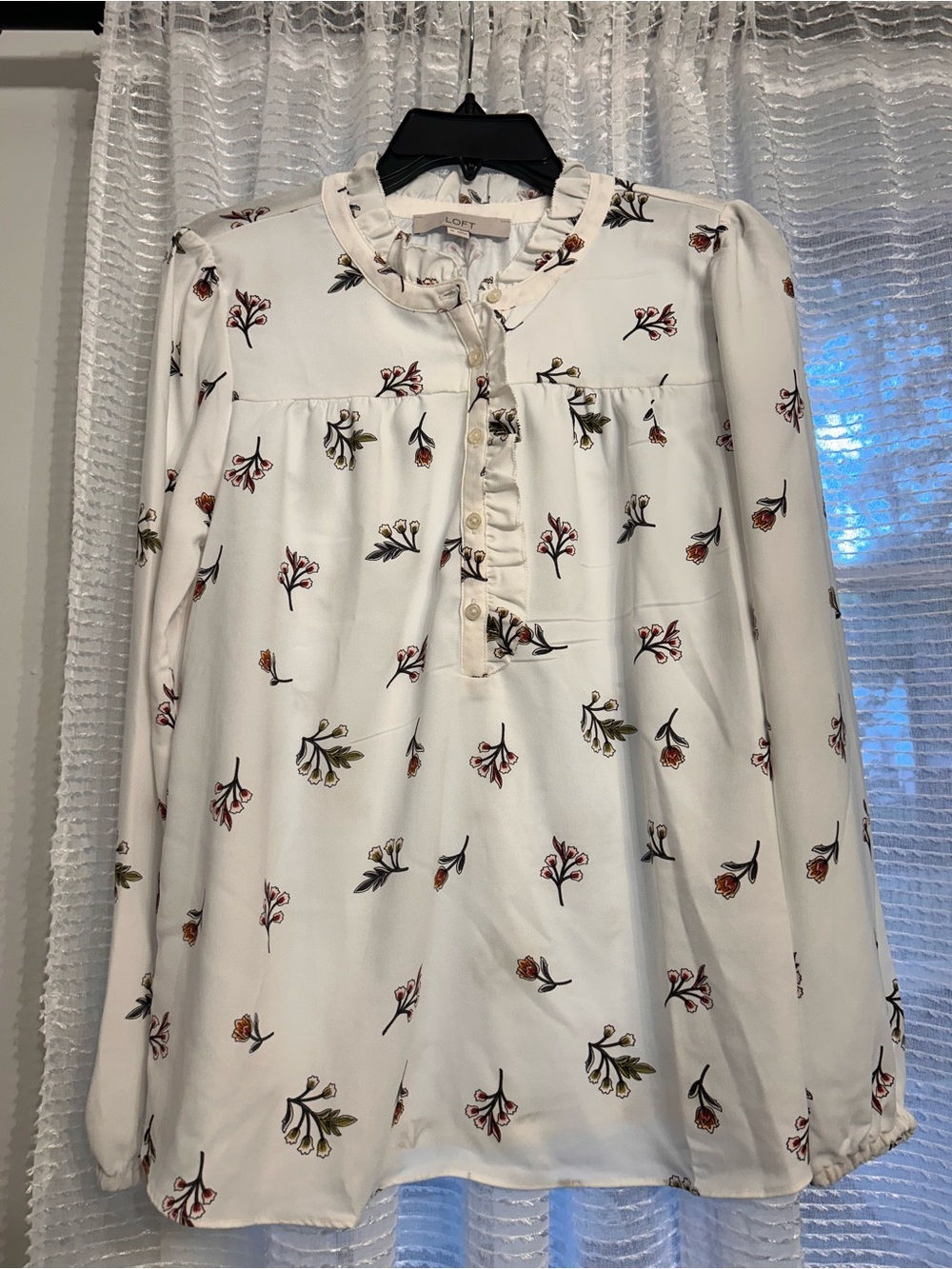 LOFT White Floral Ruffle-Trim Blouse